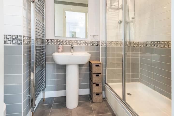 Bienvenue In Newhaven Luxury Superking Or Standard Or Budget Rooms 纽黑文 外观 照片